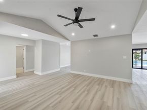 1024 NW 83rd Dr, Coral Springs FL 33071