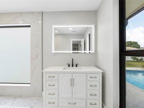 1024 NW 83rd Dr, Coral Springs FL 33071