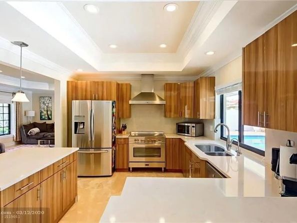 4041 NE 34th Avenue, Fort Lauderdale FL 33308