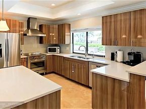 4041 NE 34th Avenue, Fort Lauderdale FL 33308