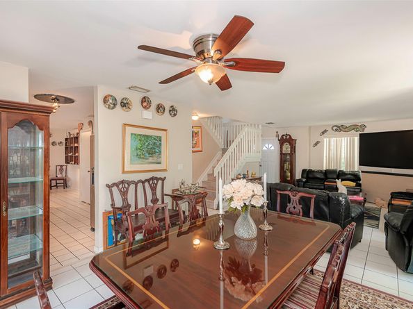 Undisclosed Address #FX-10501020, Miami FL 33186