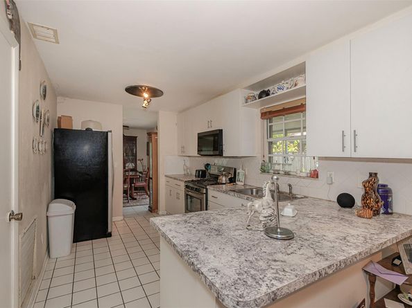 Undisclosed Address #FX-10501020, Miami FL 33186