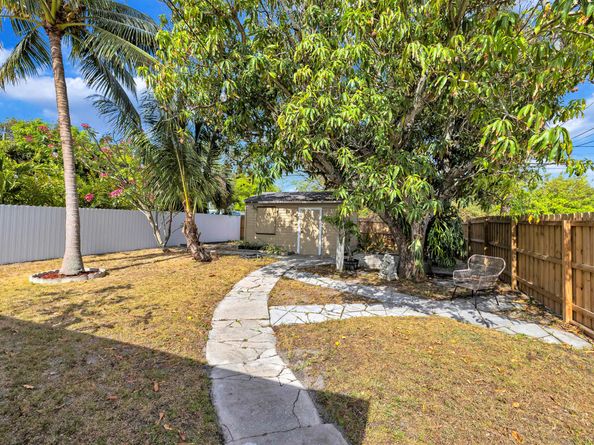 1031 N C Street, Lake Worth Beach FL 33460