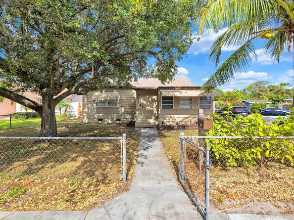 1031 N C Street, Lake Worth Beach FL 33460