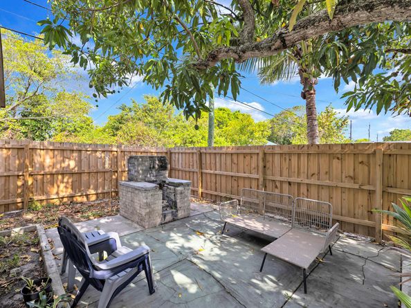 1031 N C Street, Lake Worth Beach FL 33460