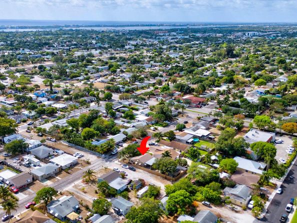 1031 N C Street, Lake Worth Beach FL 33460