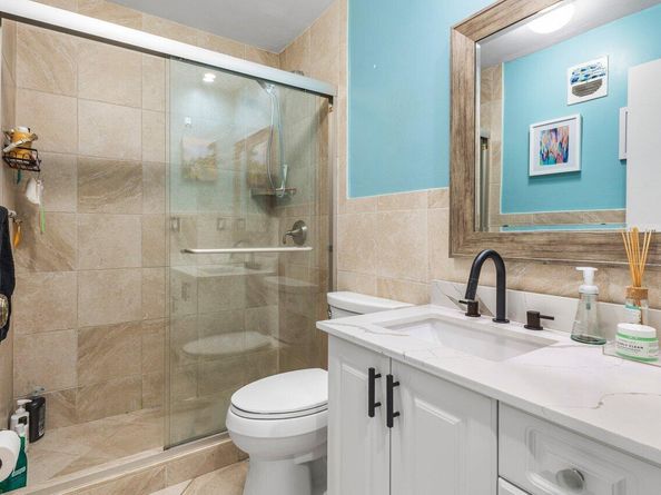 515 S Crescent Drive 302, Hollywood FL 33021