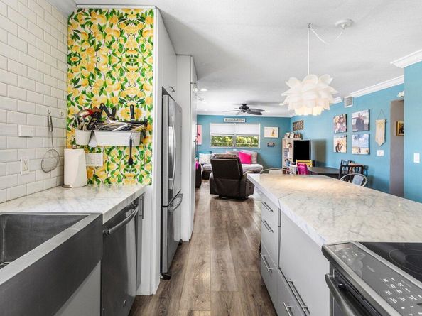 515 S Crescent Drive 302, Hollywood FL 33021