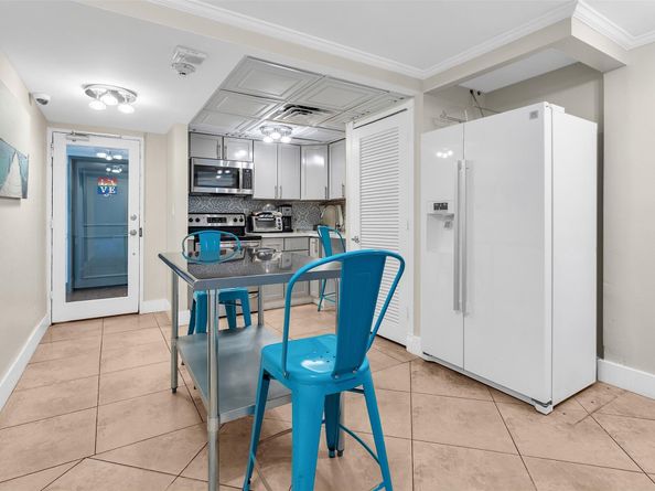 2900 NE 30th St 8E, Fort Lauderdale FL 33306