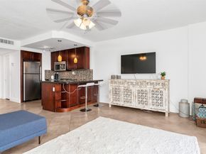2900 NE 30th St 8E, Fort Lauderdale FL 33306