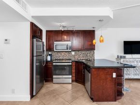2900 NE 30th St 8E, Fort Lauderdale FL 33306