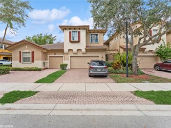 5788 NW 119th Ter