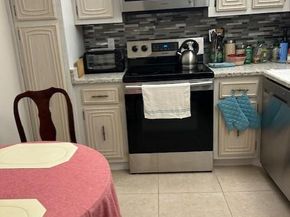 2801 Somerset Dr 209, Lauderdale Lakes FL 33311