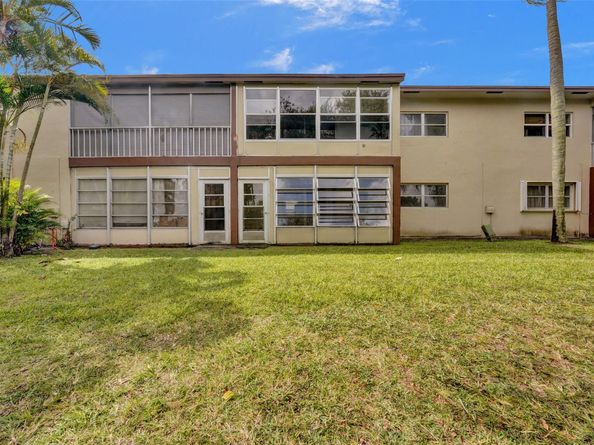 7605 NW 5th Pl 103, Margate FL 33063