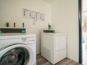 7300 NW 5th Place 203, Margate FL 33063