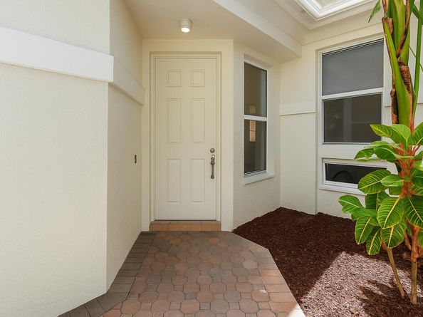 6607 NW 25th Way, Boca Raton FL 33496