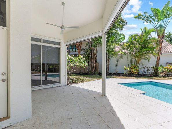 6607 NW 25th Way, Boca Raton FL 33496