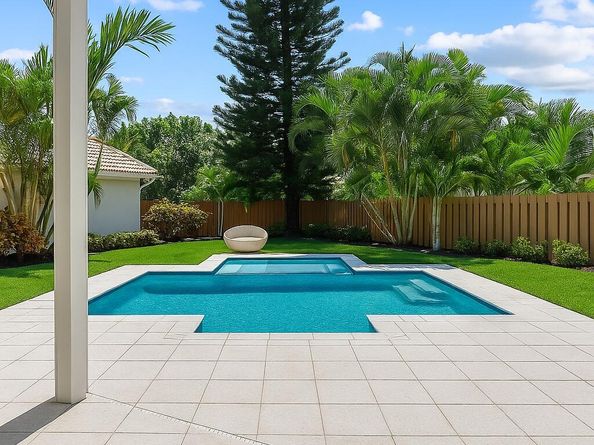 6607 NW 25th Way, Boca Raton FL 33496