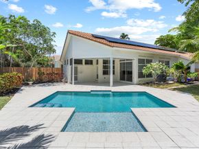 6607 NW 25th Way, Boca Raton FL 33496