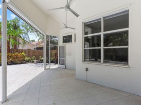 6607 NW 25th Way, Boca Raton FL 33496