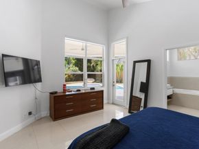 6607 NW 25th Way, Boca Raton FL 33496