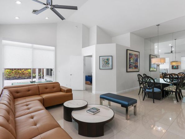 6607 NW 25th Way, Boca Raton FL 33496