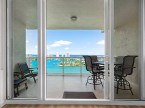2640 Lake Shore Drive 2409, Riviera Beach FL 33404