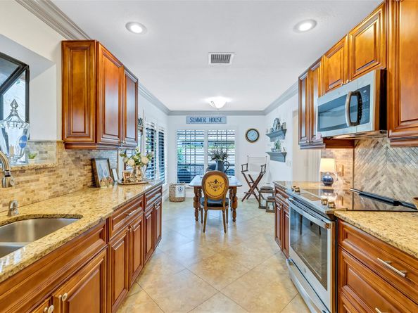 11077 Applegate Circle, Boynton Beach FL 33437