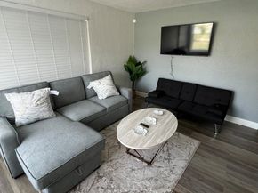 740 SW 10th St, Pompano Beach FL 33060