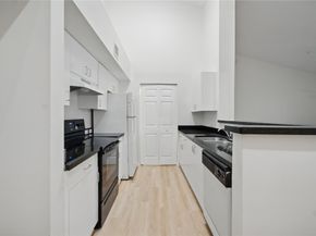 11133 SW 8TH St 3069, Pembroke Pines FL 33025
