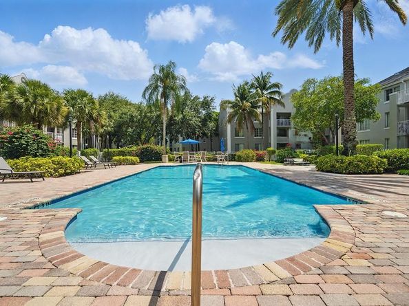 11133 SW 8TH St 3069, Pembroke Pines FL 33025