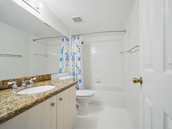 11133 SW 8TH St 3069, Pembroke Pines FL 33025