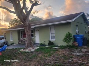 1441 W Central Street, Lantana FL 33462