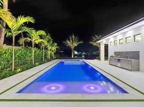 2085 Vitex Lane, North Palm Beach FL 33408