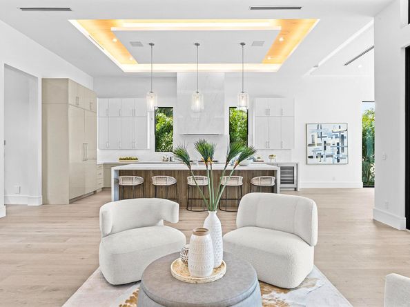 2085 Vitex Lane, North Palm Beach FL 33408