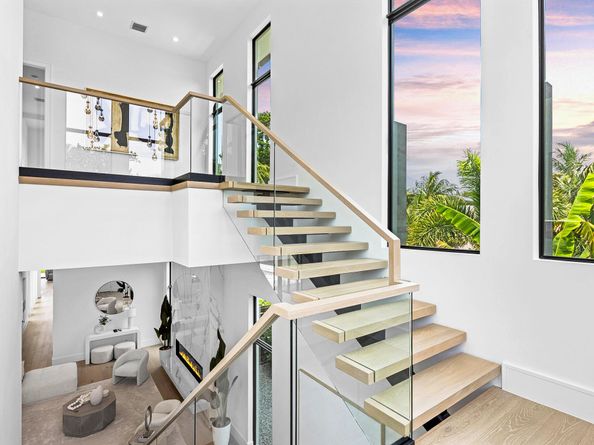 2085 Vitex Lane, North Palm Beach FL 33408