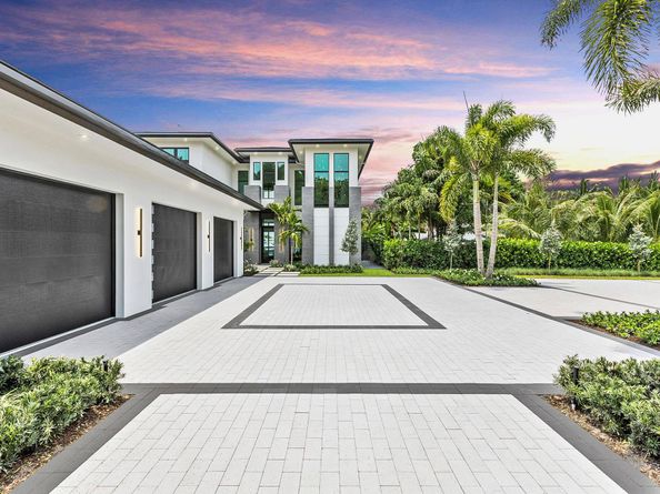 2085 Vitex Lane, North Palm Beach FL 33408
