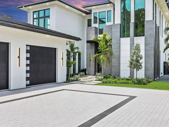 2085 Vitex Lane, North Palm Beach FL 33408