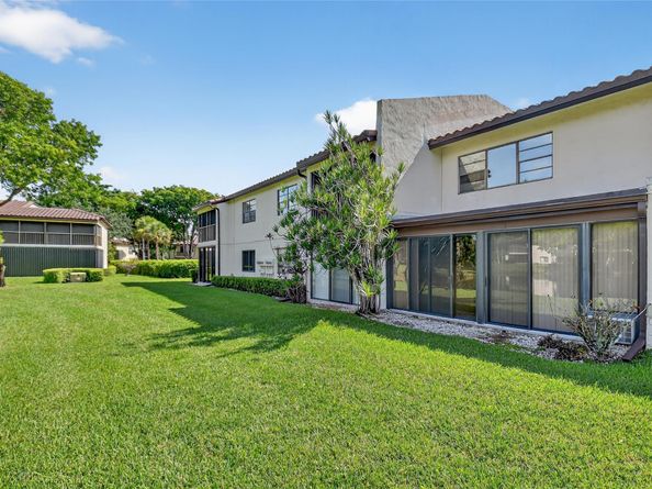 21863 Arriba Real 8G, Boca Raton FL 33433
