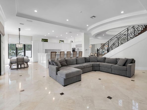 22175 Larkspur Trail, Boca Raton FL 33433