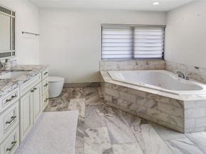 8250 NW 49th Mnr, Coral Springs FL 33067