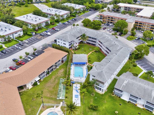 600 Pine Drive 104, Pompano Beach FL 33060
