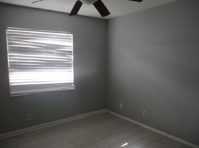 9066 NW 47th Ct, Coral Springs FL 33067