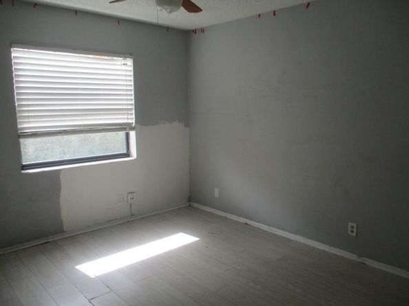 9066 NW 47th Ct, Coral Springs FL 33067