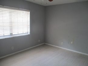 9066 NW 47th Ct, Coral Springs FL 33067