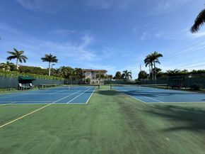 12 Royal Palm Way 2040, Boca Raton FL 33432