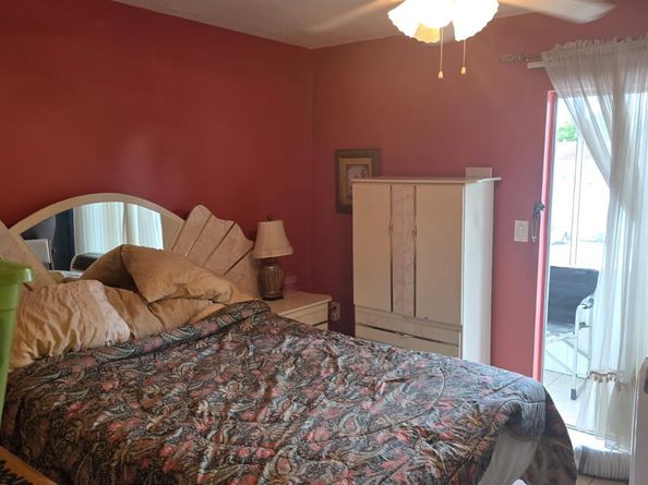 Undisclosed Address #FX-10523391, Miami FL 33162
