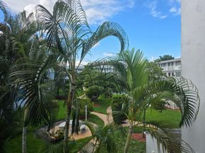 Undisclosed Address #FX-10523391, Miami FL 33162