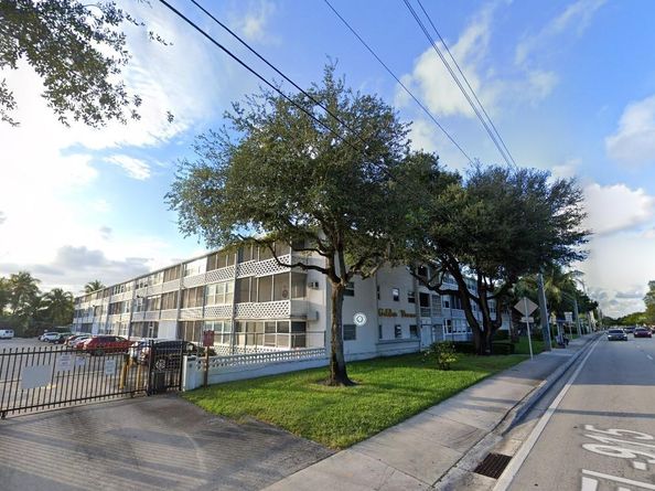 Undisclosed Address #FX-10523391, Miami FL 33162