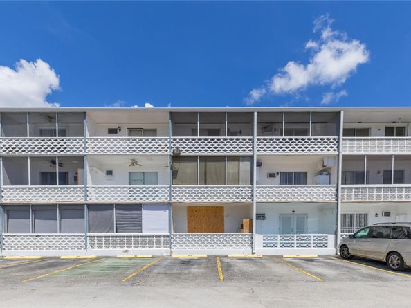 Undisclosed Address #FX-10523391, Miami FL 33162